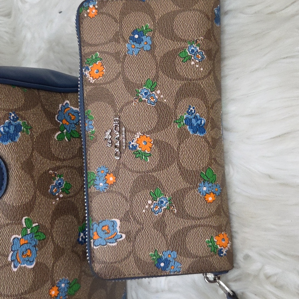 💙🔹️Coach 🔹️Mini Bennett Floral Logo Printed coated Canvas Satchel Wallet Set - Picture 4 of 13